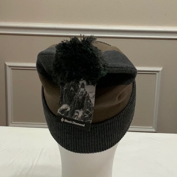 Black Diamond POM BEANIE - Smoke/Walnut - Picture 3 of 12